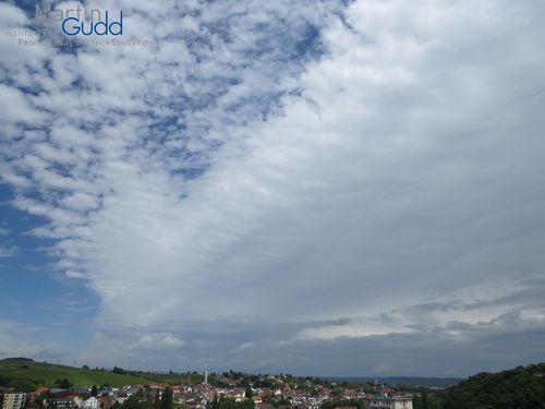 Ac opacus am Rand eines abziehenden Frontensystems